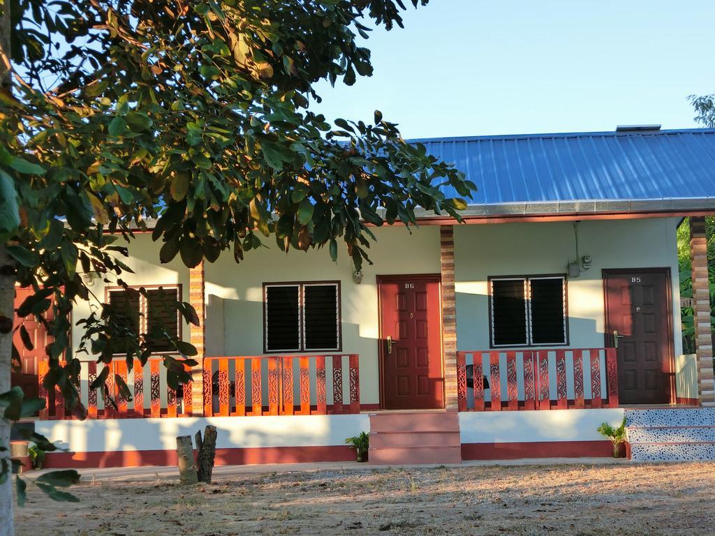 Eidi Homestay Nong Kung Si Exterior foto